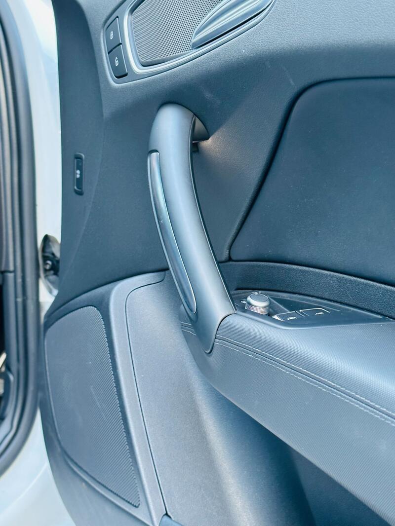 AUDI S1