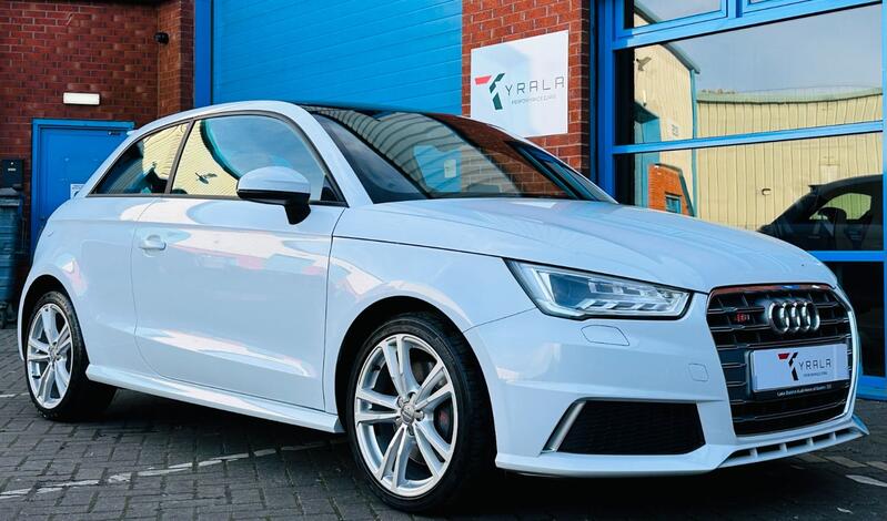 AUDI S1
