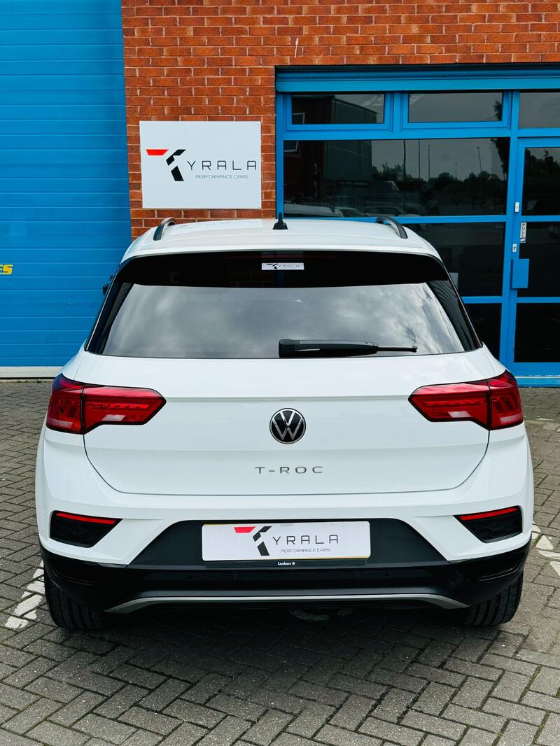 VOLKSWAGEN T-ROC
