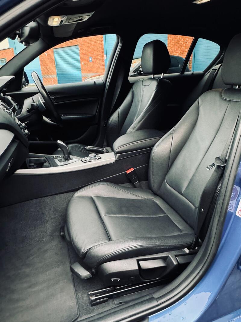 BMW 1 SERIES