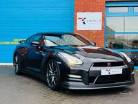 NISSAN GT-R