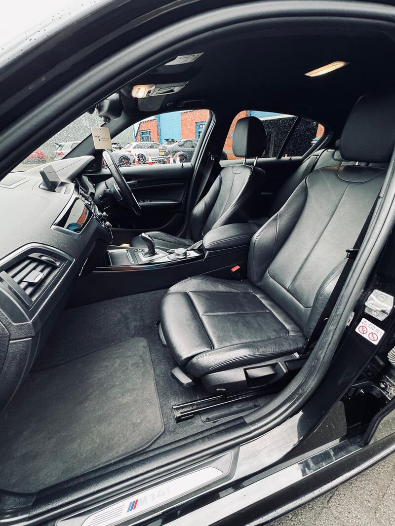 BMW 1 SERIES