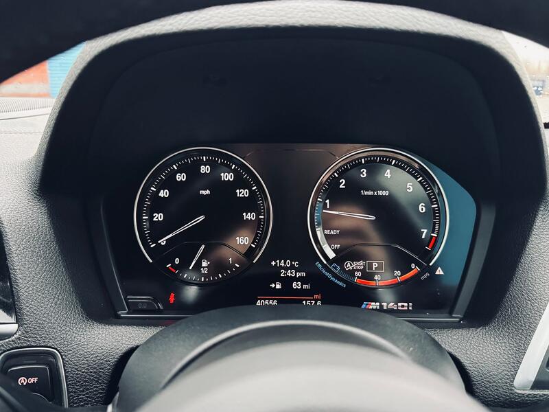 BMW 1 SERIES
