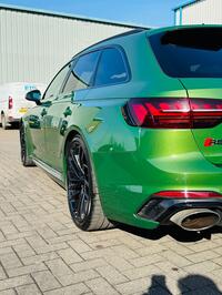 AUDI RS4