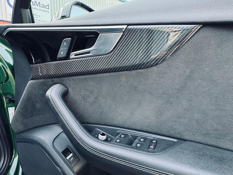 AUDI RS4
