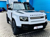 LAND ROVER DEFENDER 90